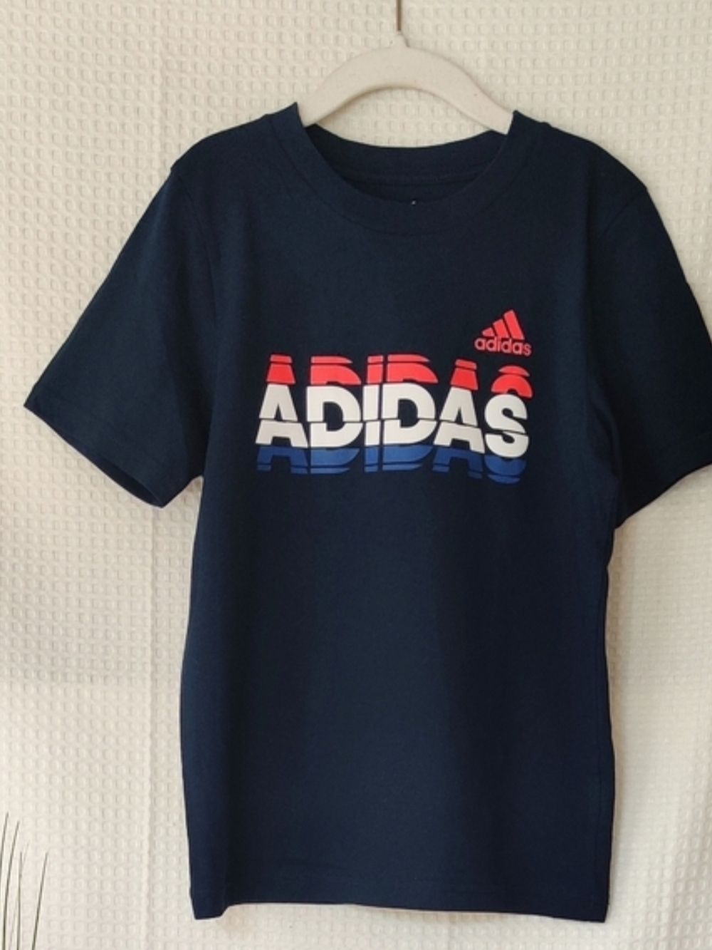 Adidas Boys Navy Blue T-shirt, Red, White & Blue Logo Size 6
